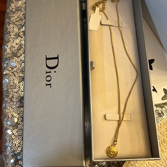Authentic Dior gold necklace - Picture 2 of 2